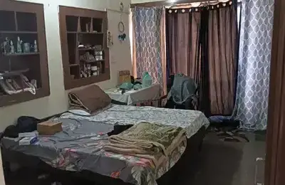 Fully furnished 1 BHK sector 27 only family